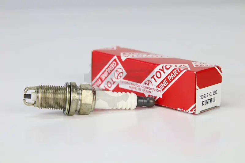 1 X Genuine Toyota Spark Plug Landcruiser Prado 3.4 1996 -03 Starlet 90919-01192 1