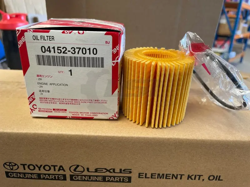 1X Genuine Toyota Oil Filter For Corolla Zre152 Zre172 Zre182 Wco17 04152-37010 2