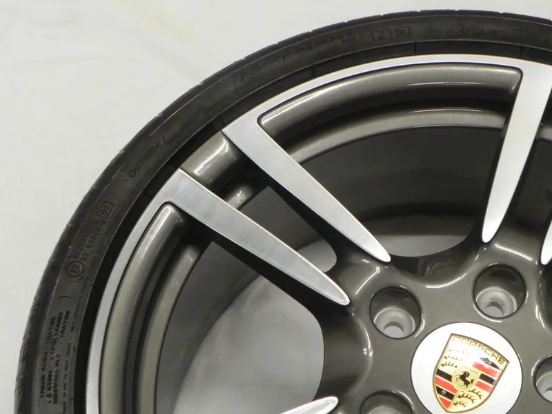 (Like-New) 997/Boxster/Cayman Turbo Ii Wheel & Tire 8J X 19 - 2009-2012 2