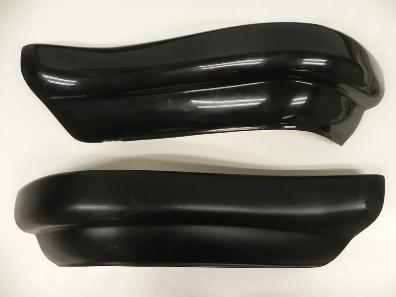 (Mismatched) 911 F/G Fiberglass St Bumper Corners - 1965-89 1