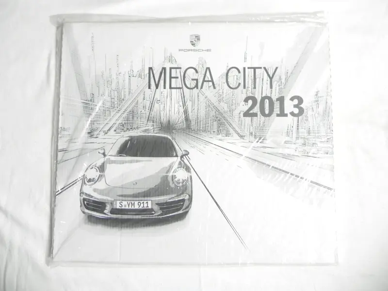 (New) 2013 Calendar 1