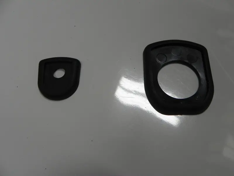 (New) 356 At2/B/C Door Handle Rubber Seal 2 Piece Kit - 1957-65 1
