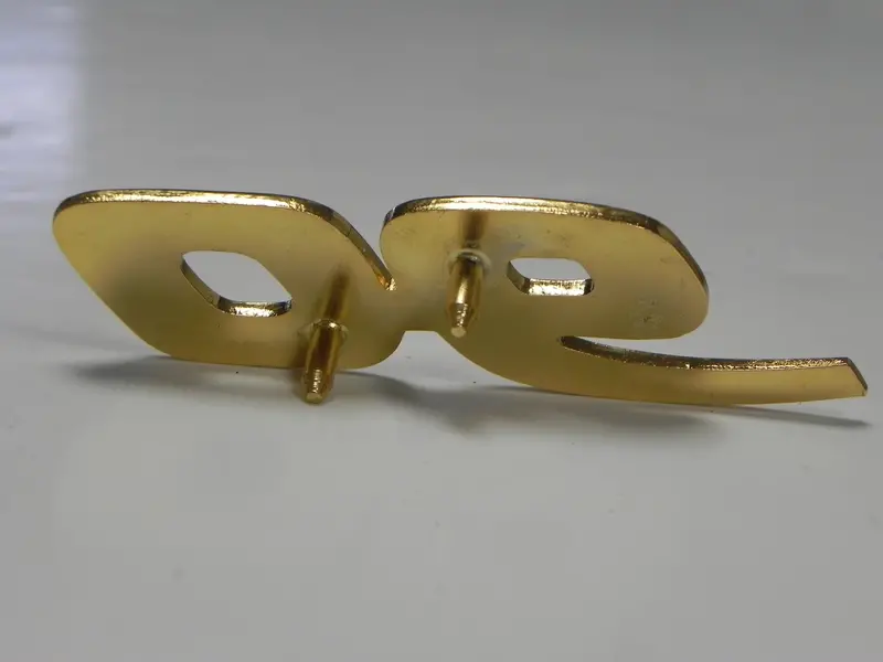 (New) 356 Gold Emblem: "90" - 1959-65 2