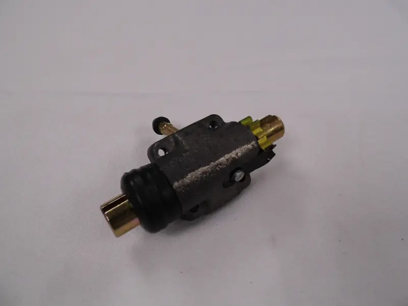 (New) 356 Pre-A/A/B Left Front Wheel Cylinder - 1950-63 1