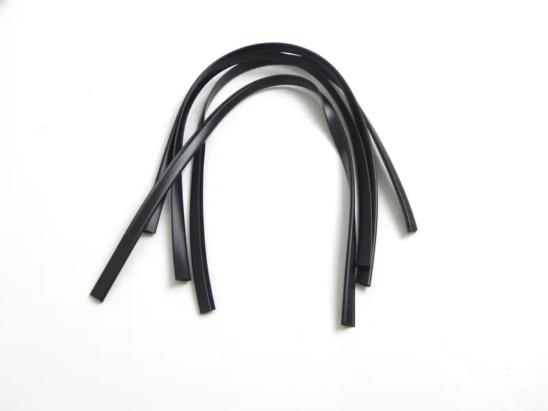 (New) 911/912 Beading Seal For Bumper End Cap By The Meter - 1965-73 1