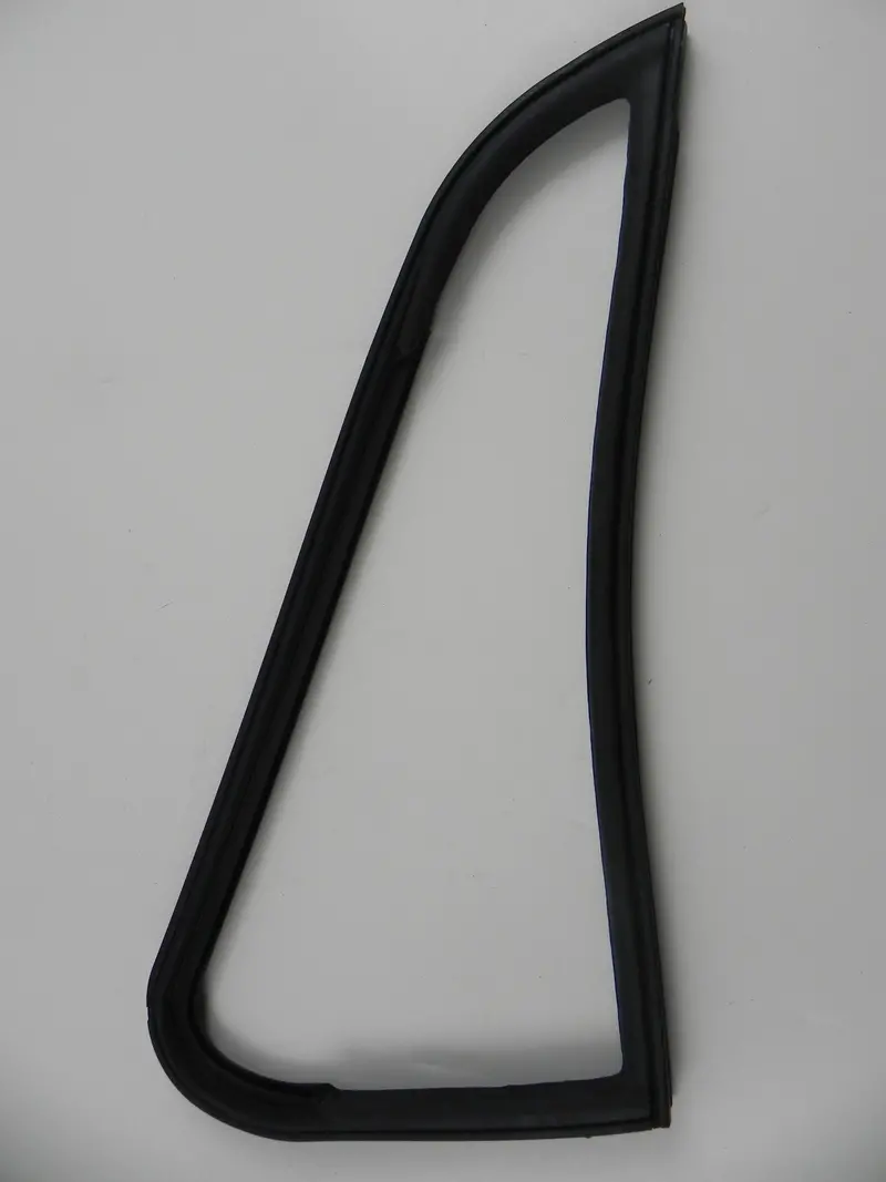 (New) 911/912 Coupe Right Hand Vent Window Seal - 1965-68 1