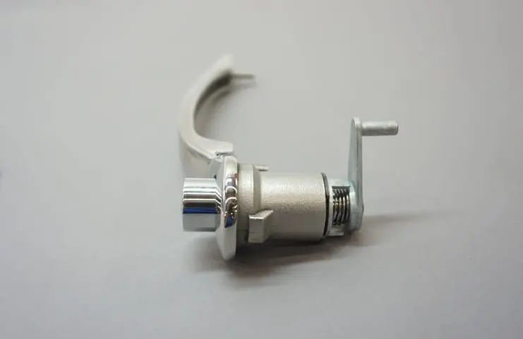 (New) 911/912 Driver's Door Handle W/ Lock & Keys - 1965-67 2