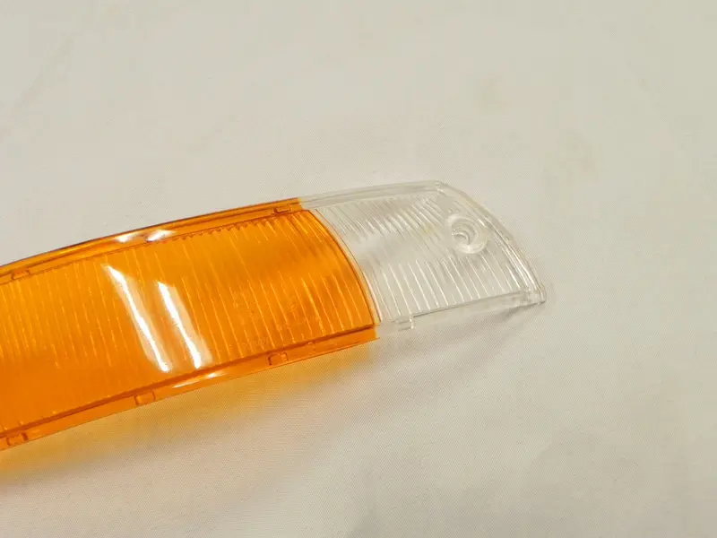 (New) 911/912 Euro Amber/Clear Front Right Turn Signal Lens - 1965-68 2