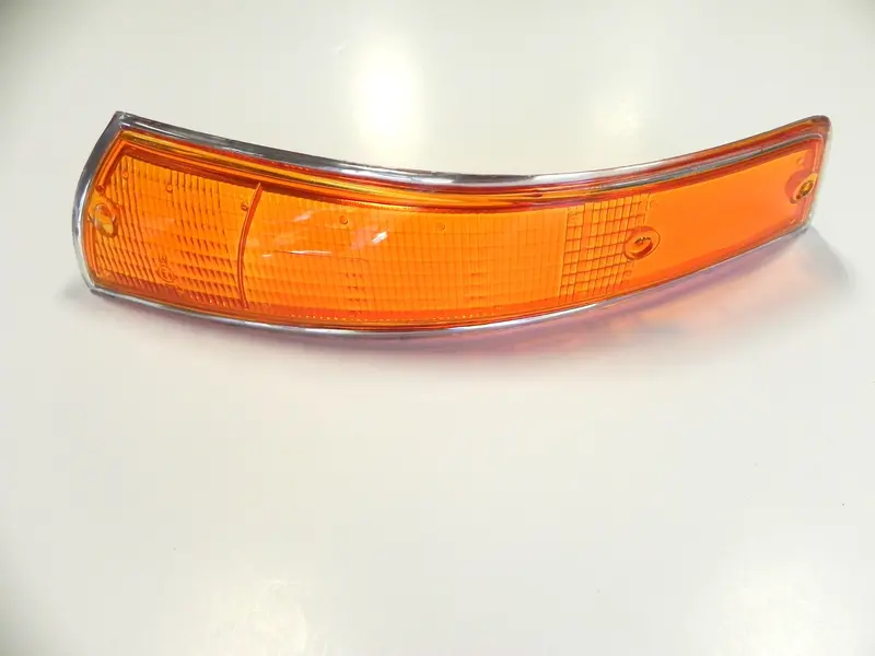 (New) 911/912 Front Left Usa Amber Turn Signal Lens With Silver Trim - 1969-72 1