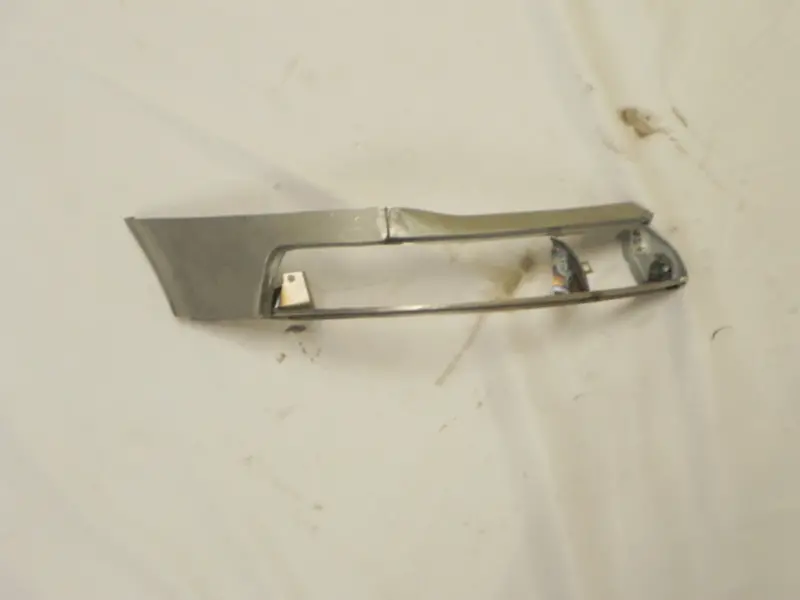 (New) 911/912 Front Right Repair Frame For Turn Signal - 1965-94 1