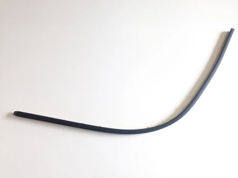 (New) 911/912 Left Rear Bumper Seal - 1969-73 1