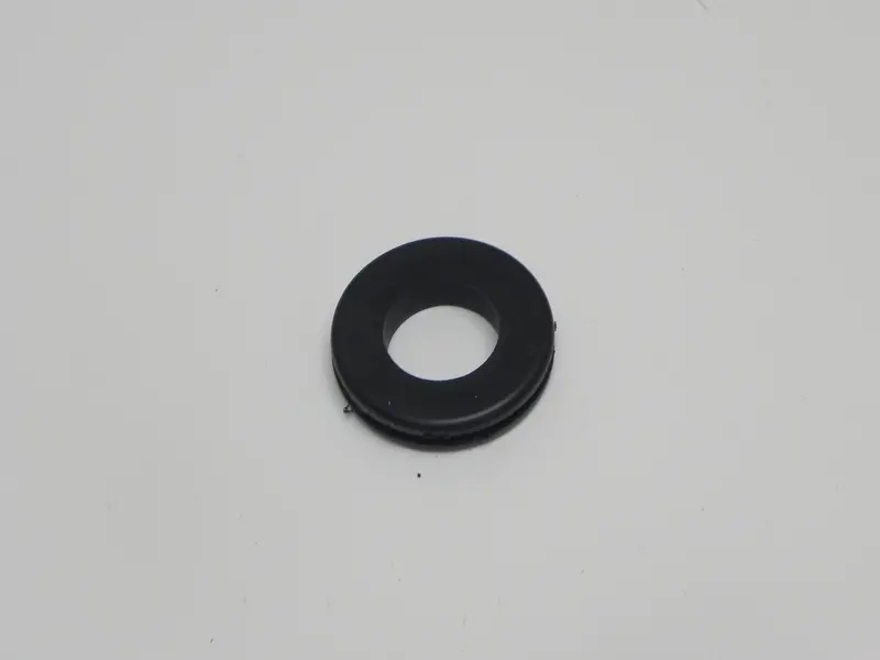 (New) 911/912 Rear Window Defroster Outlet Grommet - 1965-68 1