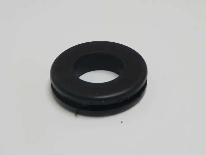 (New) 911/912 Rear Window Defroster Outlet Grommet - 1965-68 2