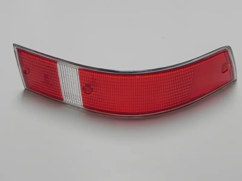 (New) 911/912 Right Side Usa Red/White Taillight Lens With Silver Trim - 1969-72 1