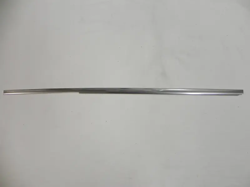 (New) 911/912 Targa Door Top Trim Right - 1966-73 1