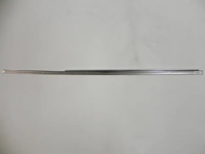 (New) 911/912 Targa Door Top Trim Right - 1966-73 2
