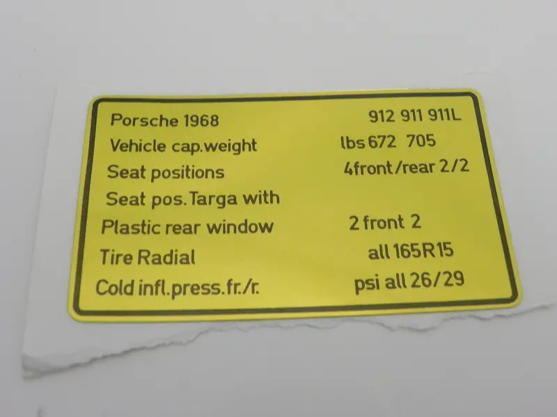 (New) 911/912 Vehicle Capacities Decal - 1968 1
