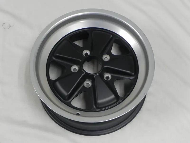 (New) 911/912E/930/944 Fuchs Wheels 7J X 16 - 1975-89 2