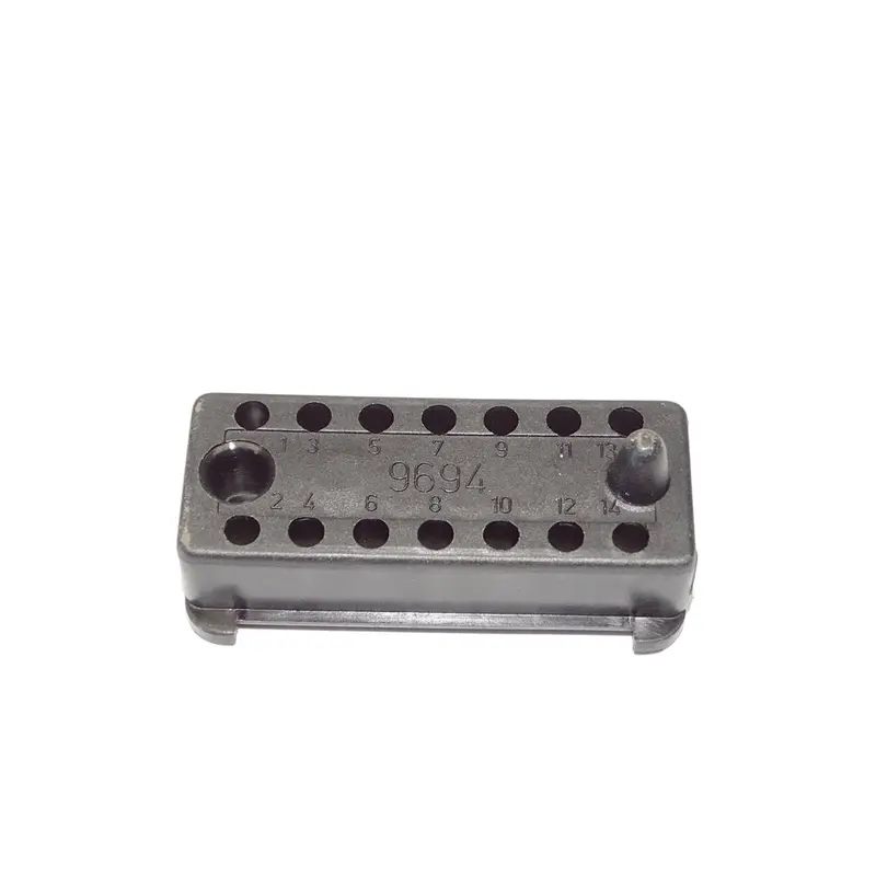 (New) 911/914/930 14 Pin Female Connector Housing 1