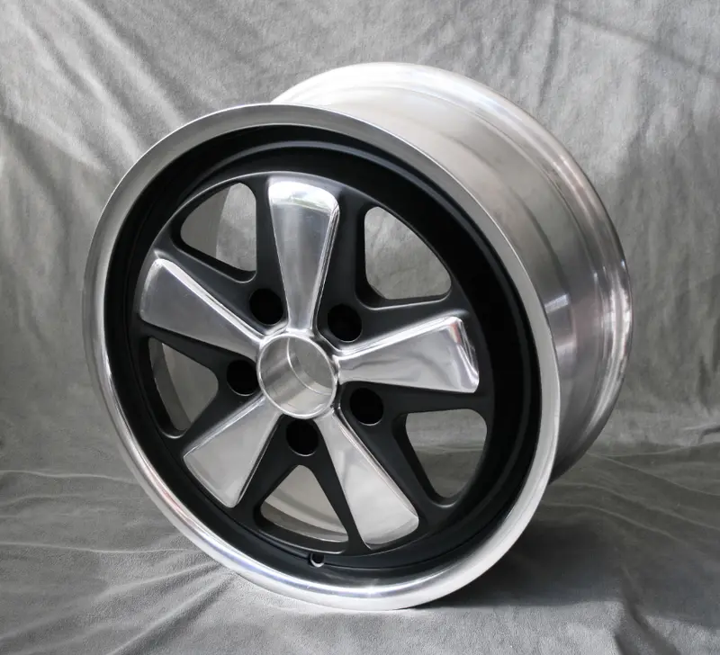 (New) 911/928/944/968/986 Reproduction 7.5J X 17 Fuchs Wheel 1