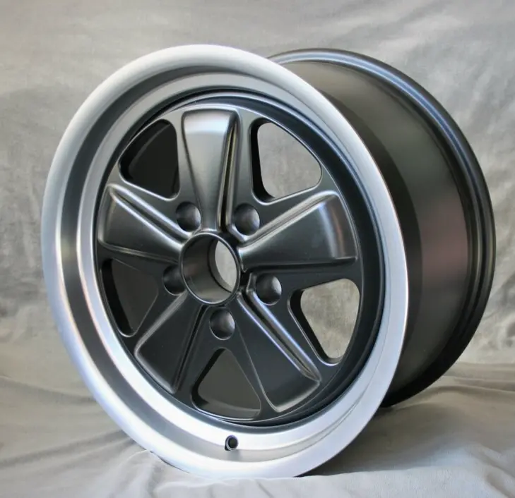 (New) 911/928/944/968/986 Reproduction 9J X 17 Fuchs Wheel 1