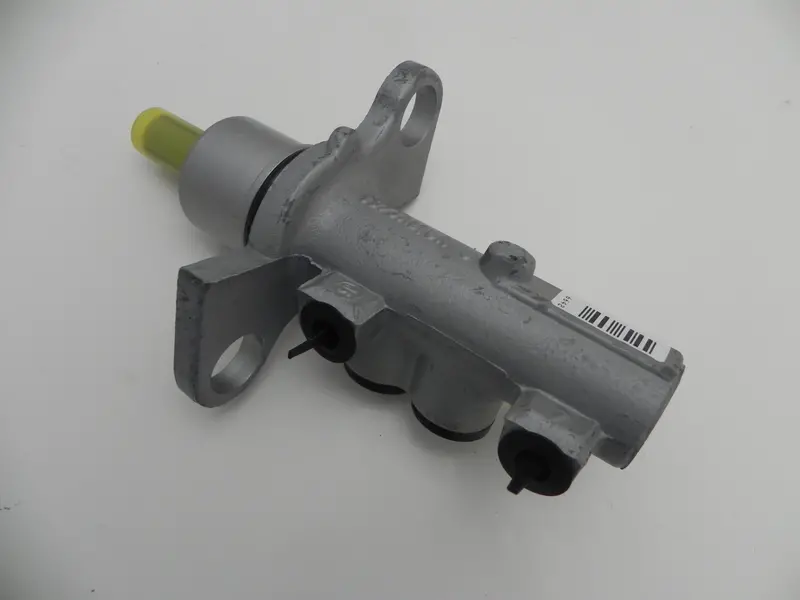 (New) 911/Boxster Brake Master Cylinder 1997-05 1