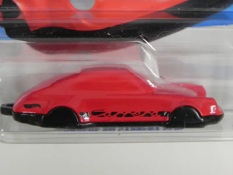 (New) 911 Carrera Hot Wheels Key Fob 2