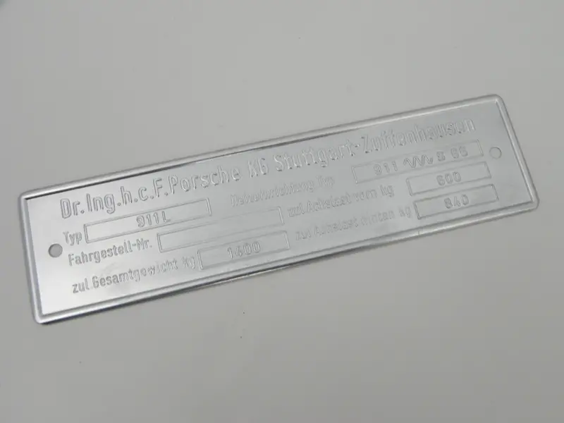(New) 911 L 3 Line Chassis Id Plate - 1967-68 1