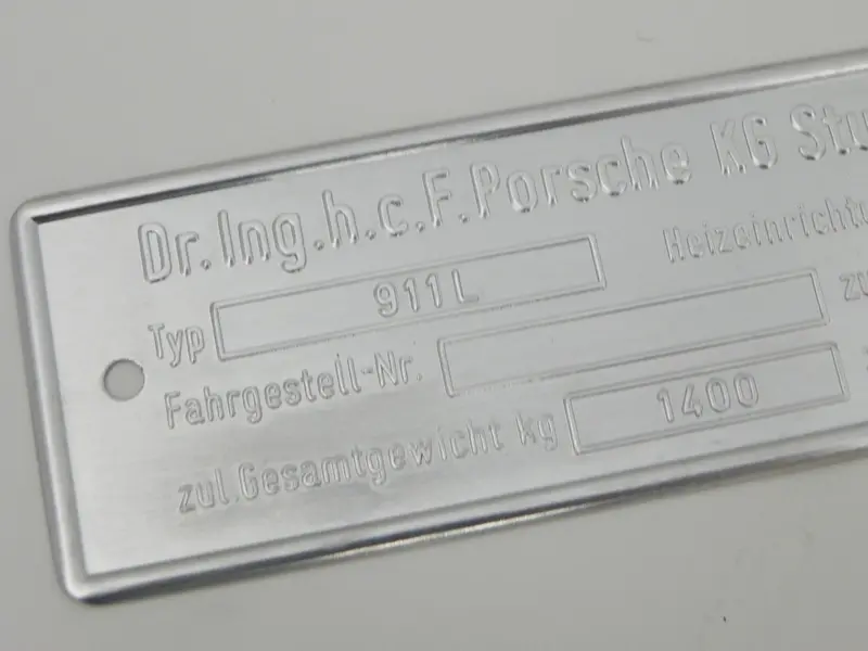 (New) 911 L 3 Line Chassis Id Plate - 1967-68 2