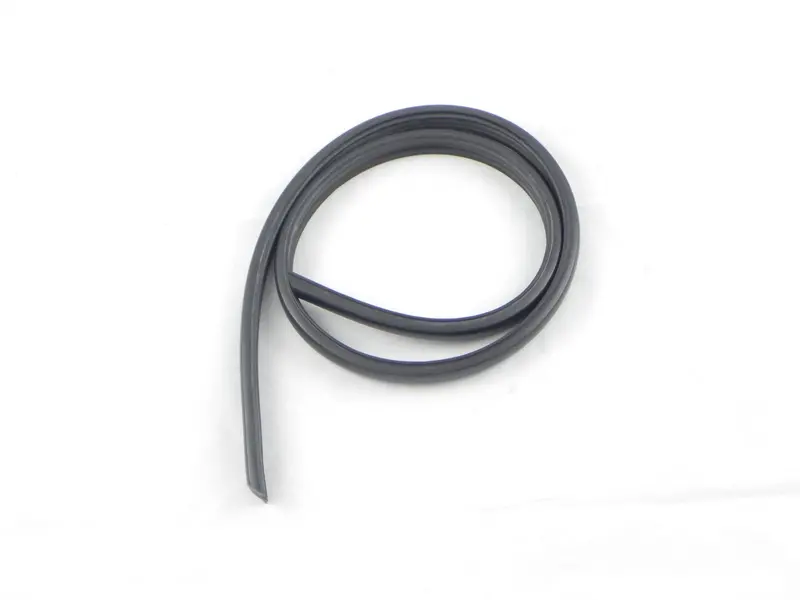 (New) 911 Rubber Insert For S Trim Rocker Deco - 1965-68 1