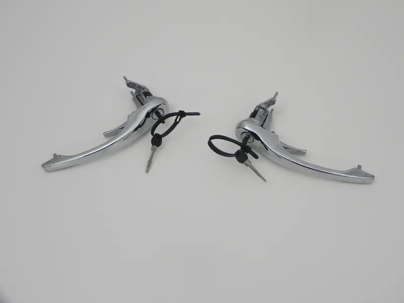 (New) 911 Set Of Chrome Door Handles, Matching Lock And Keys - 1970-86 1