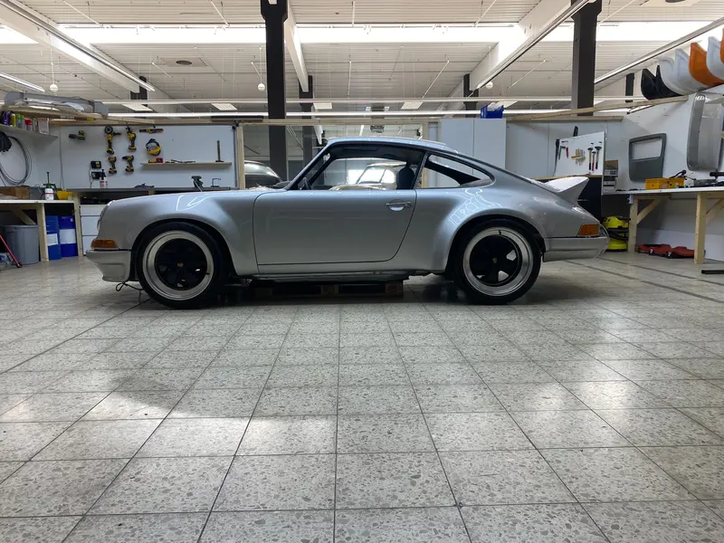 (New) 911 Singer-Style Fender Flare Set 1