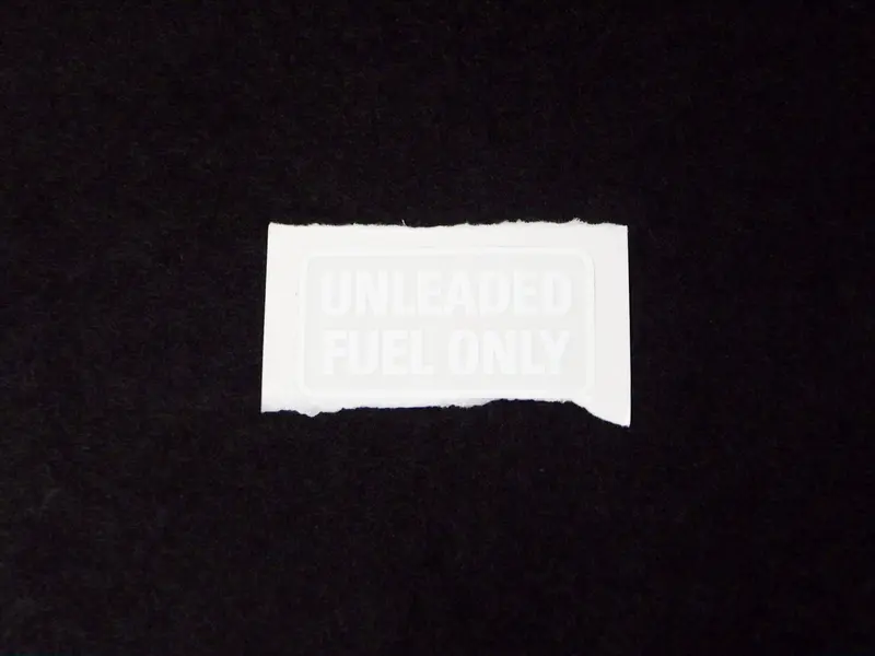 (New) 911 'Unleaded Fuel Only' Decal In White Lettering - 1978-89 1