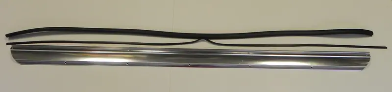 (New) 911S Trim Side Rocker Deco With Rubber Insert - 1965-68 2