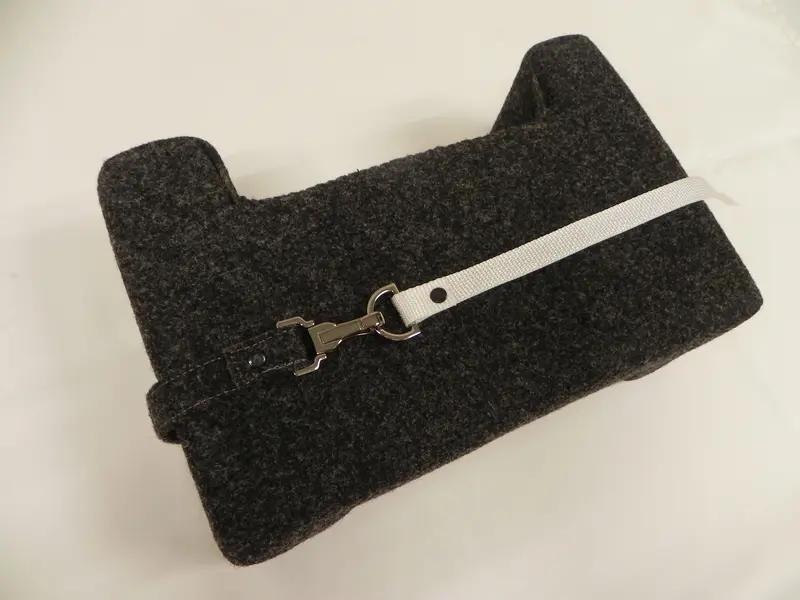 (New) 914/914-6 Passenger Side Footrest - 1970-71 2