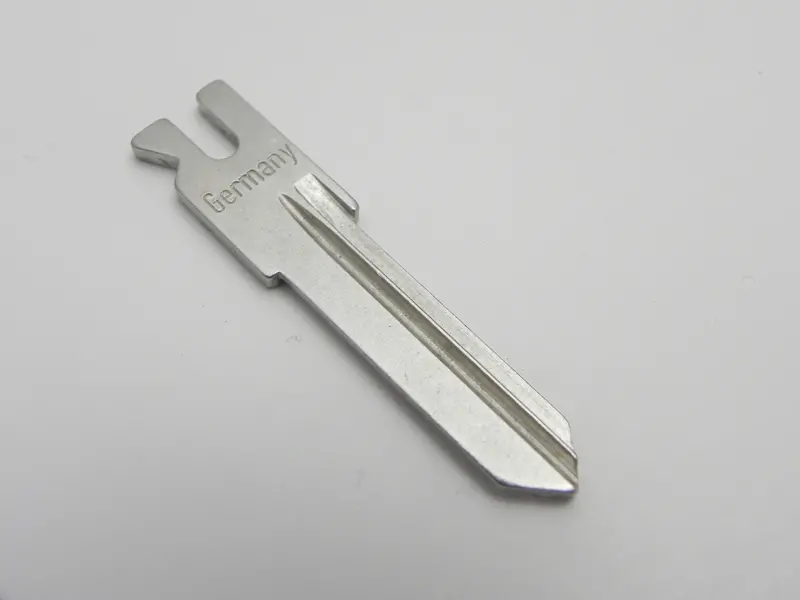 (New) 924S/944/968 Key Blank - 1982-95 1