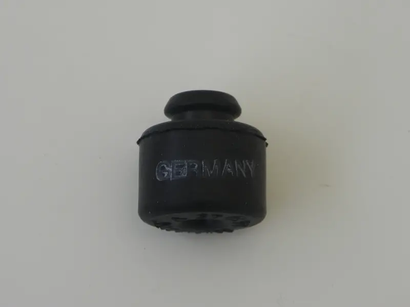 (New) 944 Radiator Mount Bushing 1985-91 1