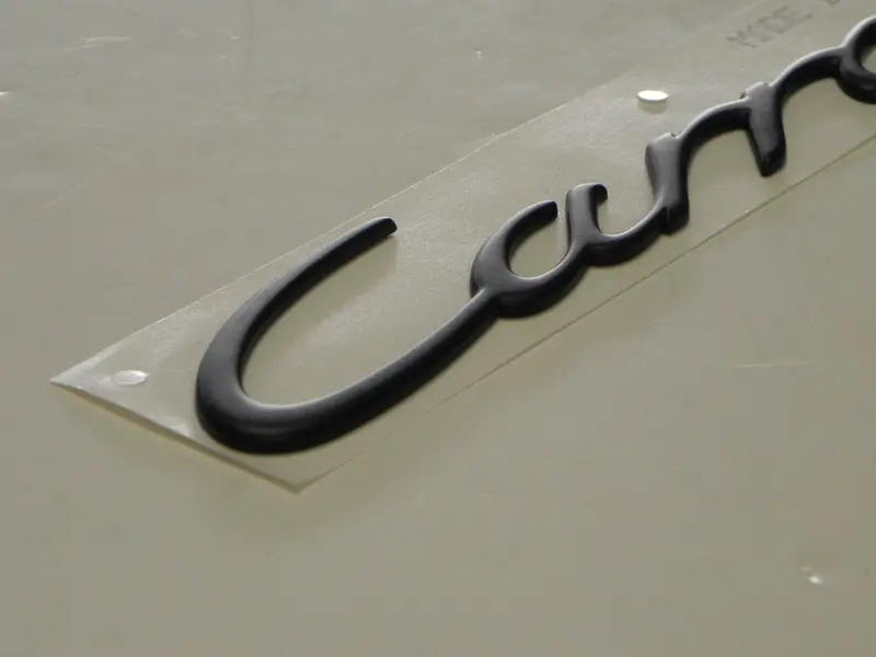 (New) Black "Carrera" Emblem - 1998-12 2