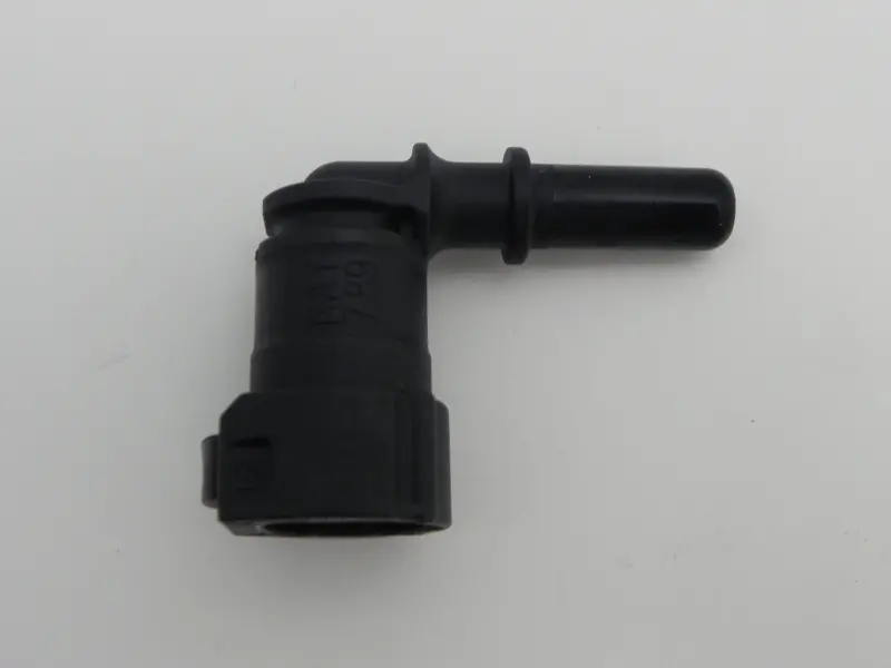 (New) Cayenne Fuel Line Connector 2003-06 1