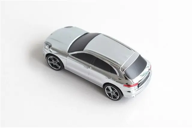 (New) Macan Turbo Usb-Stick 8 Gigabyte 2