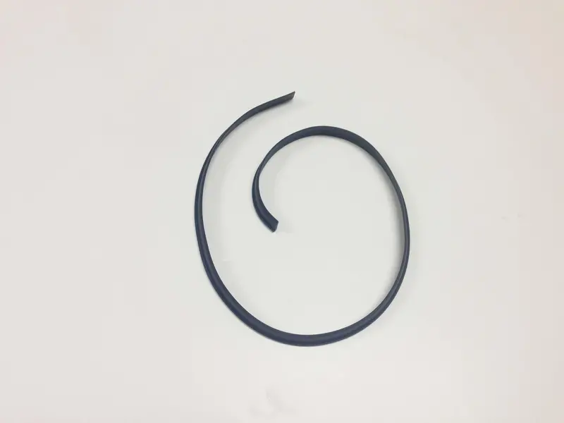 (New) Outer Seal Against Door Glass - 1950-67 1