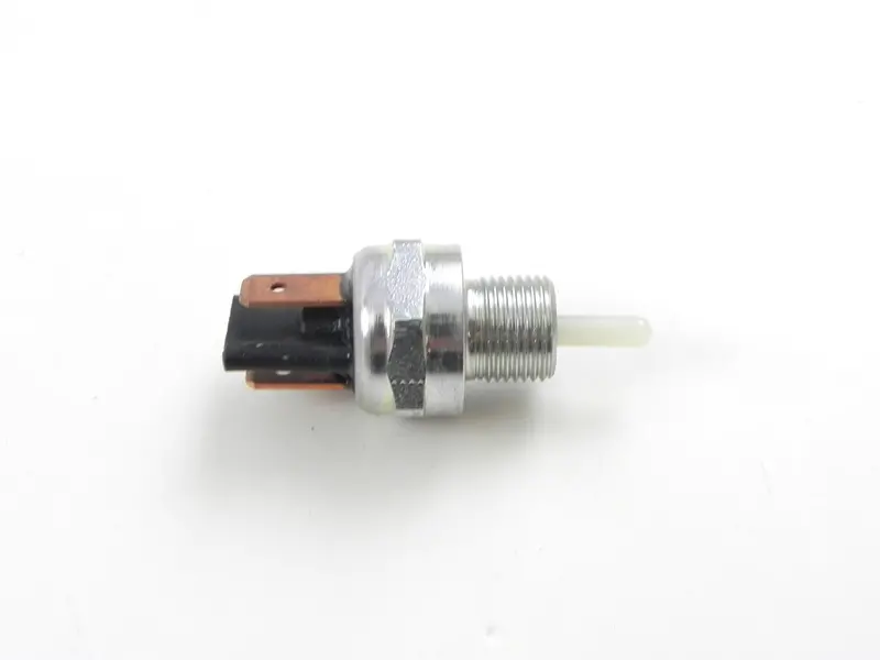 (New)911/912/914, 2 Pole Brake Light Switch At Master Cylinder - 1968-74 1