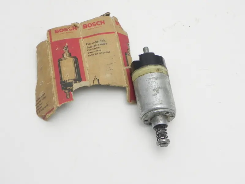 (Nos) 911 Early Bosch Starter Solenoid - 1967-69 1