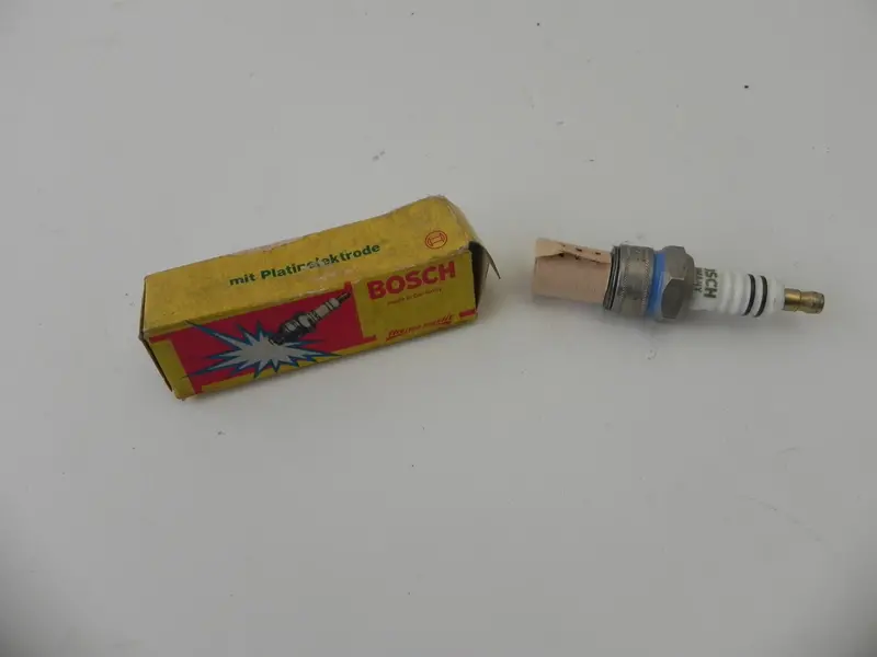 (Nos) 911S Bosch W265p21 Spark Plug - 2.0/2.2/2.4L 1