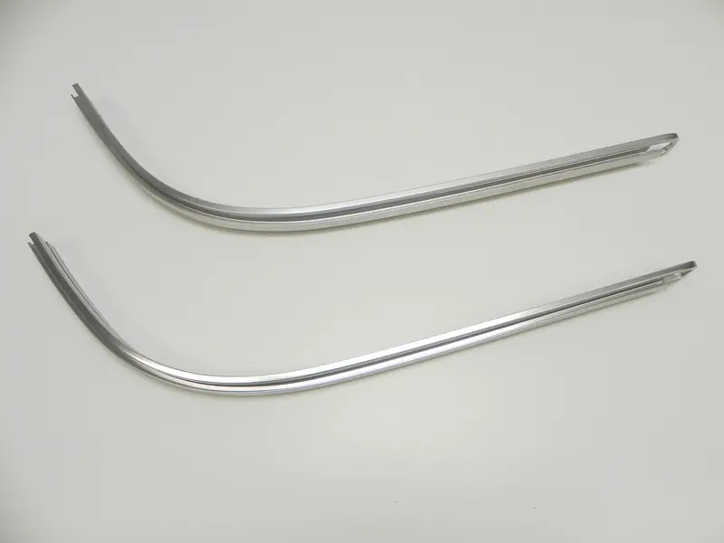 (Nos) 911S Rear Bumper Deco Molding Pair - 1967-68 1