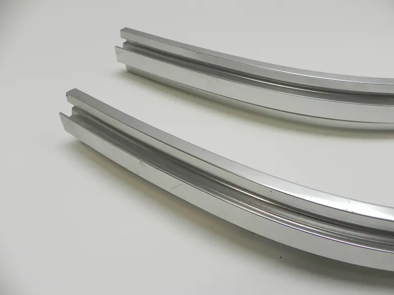 (Nos) 911S Rear Bumper Deco Molding Pair - 1967-68 2
