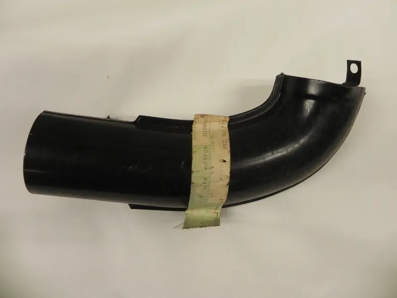 (Nos) 914 Connecting Pipe Right 1970-76 1