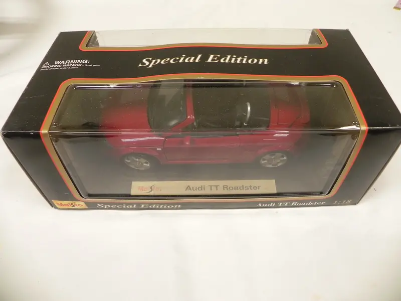 (Nos) Audi Tt Roadster Special Edition 1:18 Scale Model 1