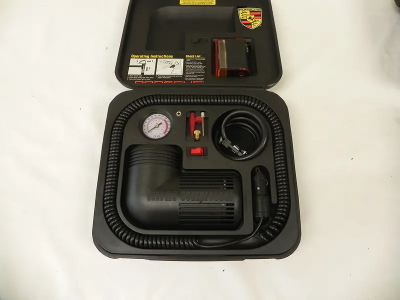 (Nos) Porsche Air Compressor Kit 12 Volt W/ Light 1