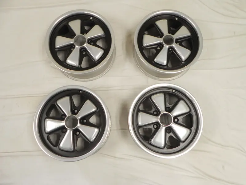 (Refinished) Complete Set Of 4 Late 6J X 15 Forged Alloy Flat Six Fuchs Wheels - 1965-89 1